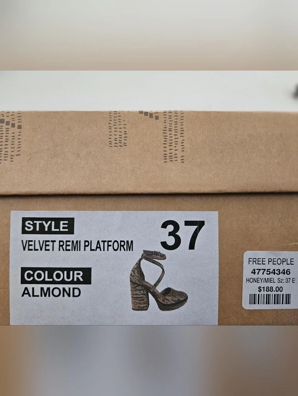 Free People Velvet Remi Platform Size7 EU 37